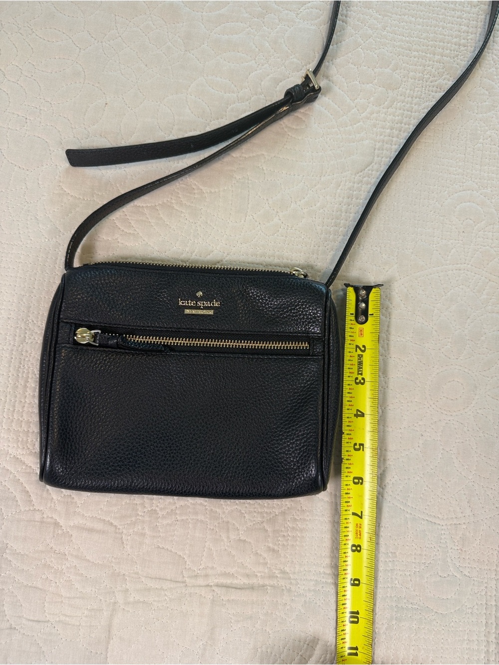 kate spade Jackson Street black pebbled leather small crossbody gold-tone zipper - Picture 10 of 11